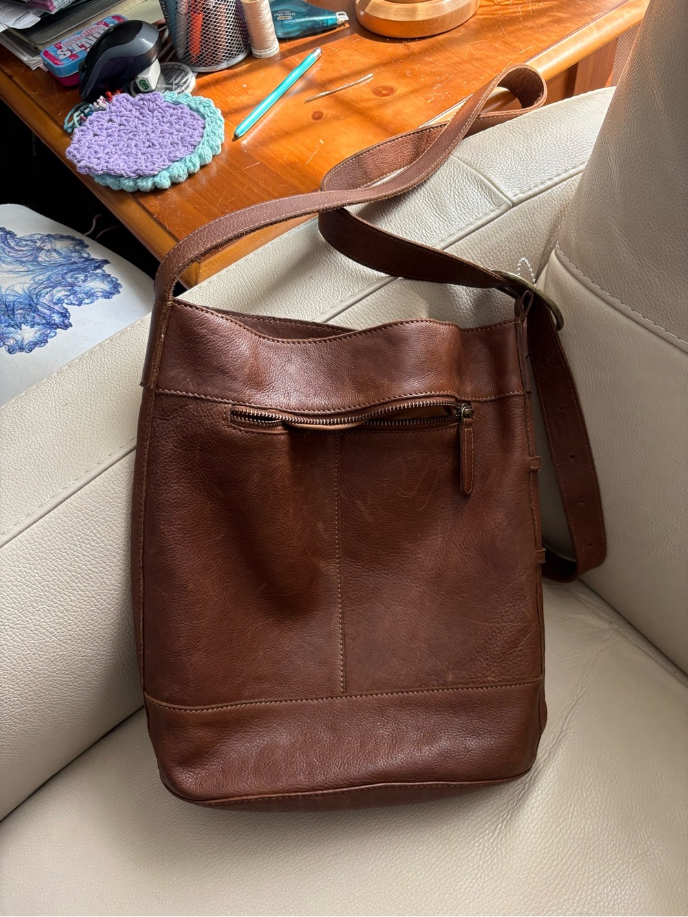 Brown/tan bucket leather bag